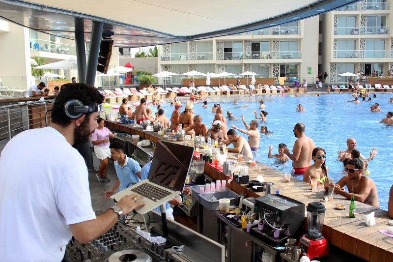 Sunday Pool Party at Whitelace